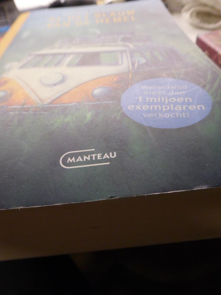 boek  Al het blauw van de hemel, Boeken, Ophalen of Verzenden, Zo goed als nieuw, Melissa de Costa