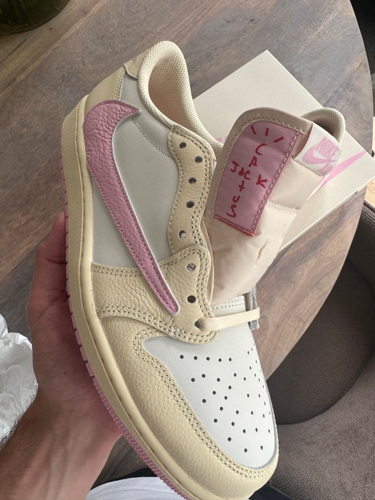 Nike Air Jordan 1 Low x Travis Scott - Maat 43, Ophalen of Verzenden, Nieuw, Overige kleuren, Sneakers of Gympen