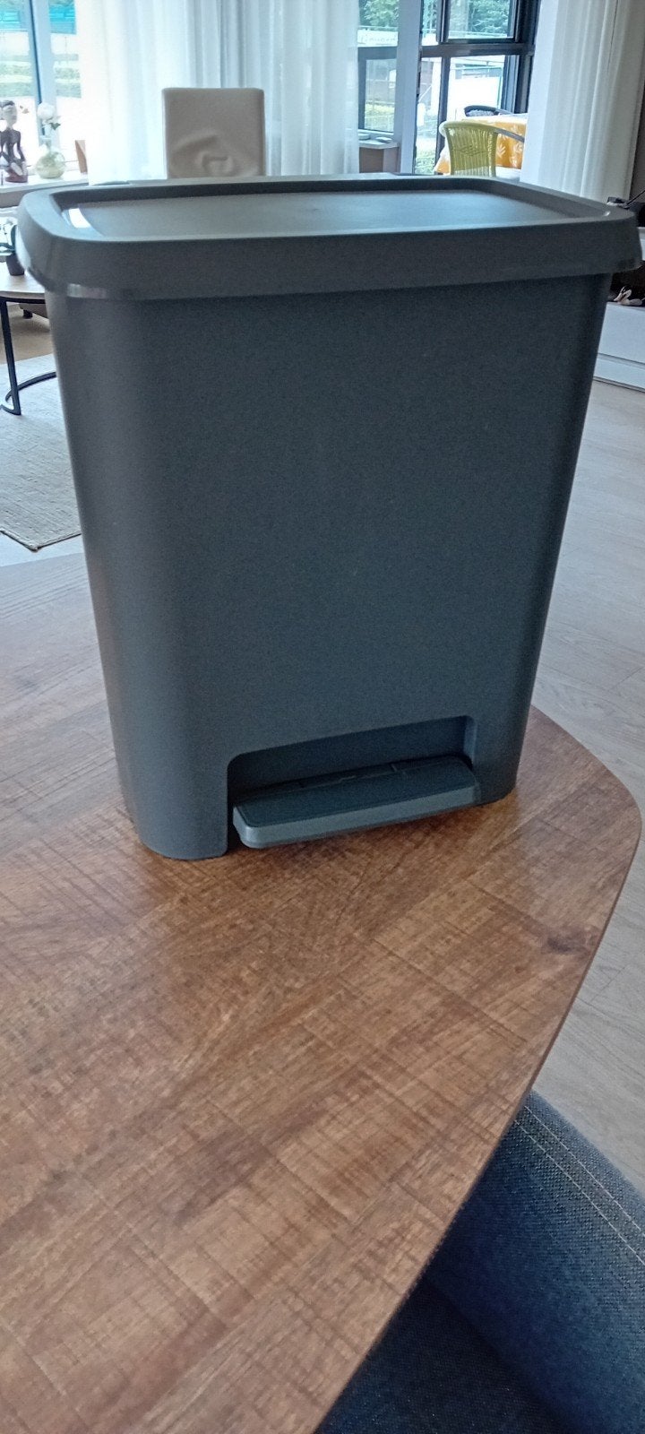 Nieuwe IKEA pedaalemmer, donkergrijs, 25 liter, Huis en Inrichting, Woonaccessoires | Prullenbakken, Ophalen, Nieuw, Kunststof