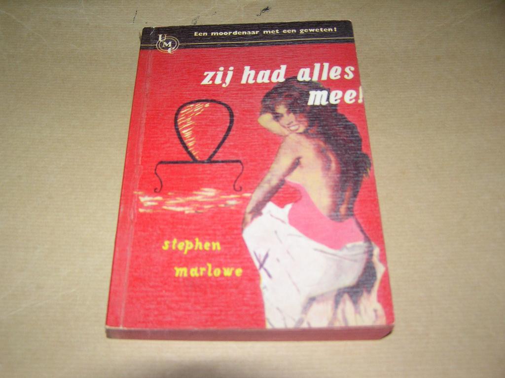 Zij had alles mee-Stephen Marlowe(UMC Real 86), Ophalen of Verzenden, Zo goed als nieuw, Stephen Marlowe
