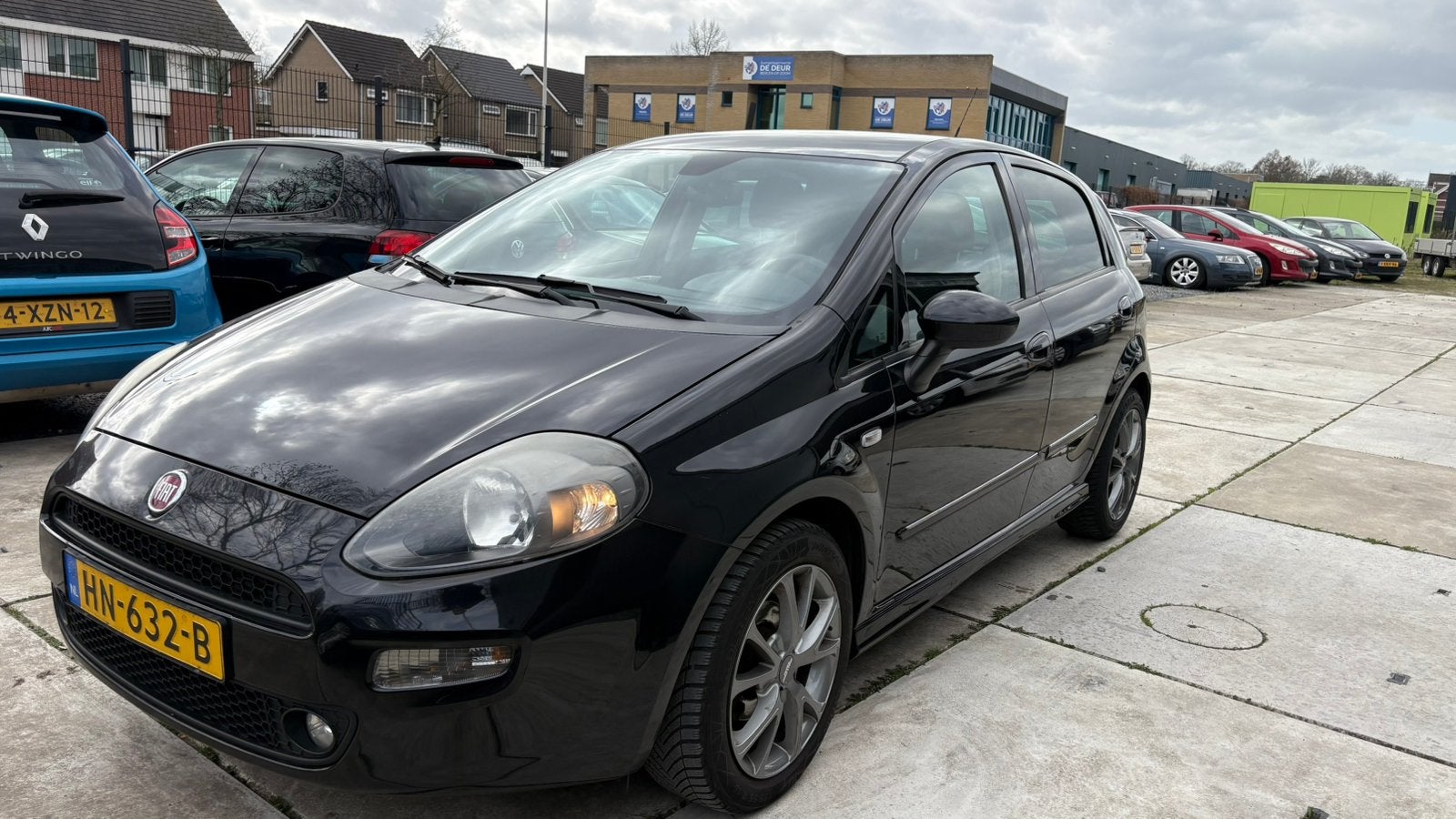 Fiat Punto 1.3 Multijet 59KW 5DR 2015 Zwart, Auto's, Fiat, Voorwielaandrijving, 4 cilinders, 400 kg, Zwart