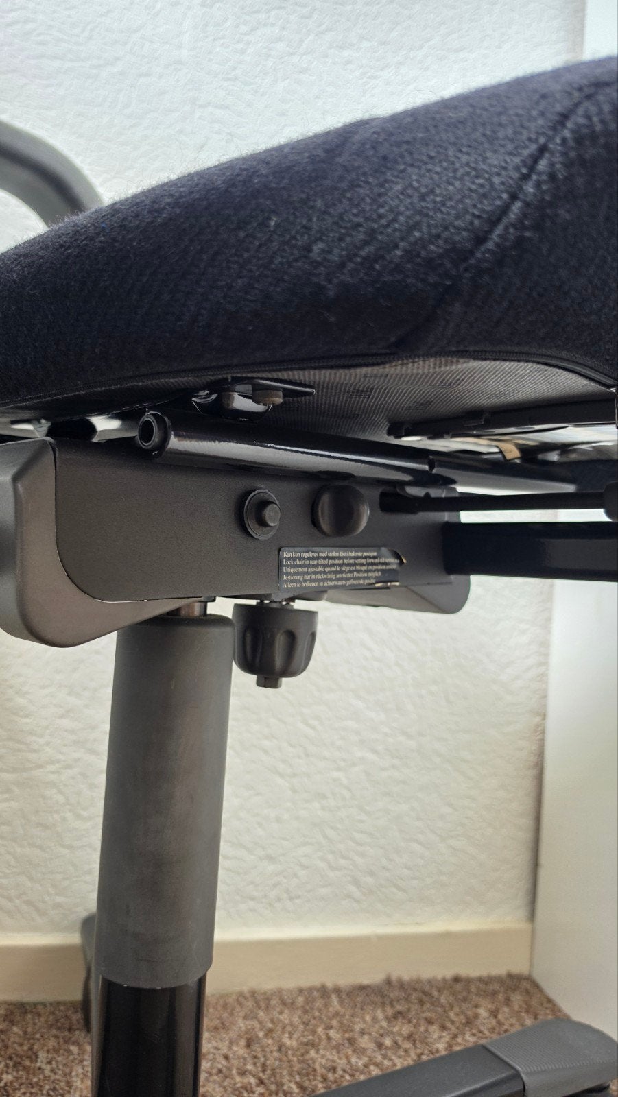 HÅG bureaustoel - Top kwaliteit ergonomische stoel, Ophalen, Zwart, Zo goed als nieuw, Bureaustoel