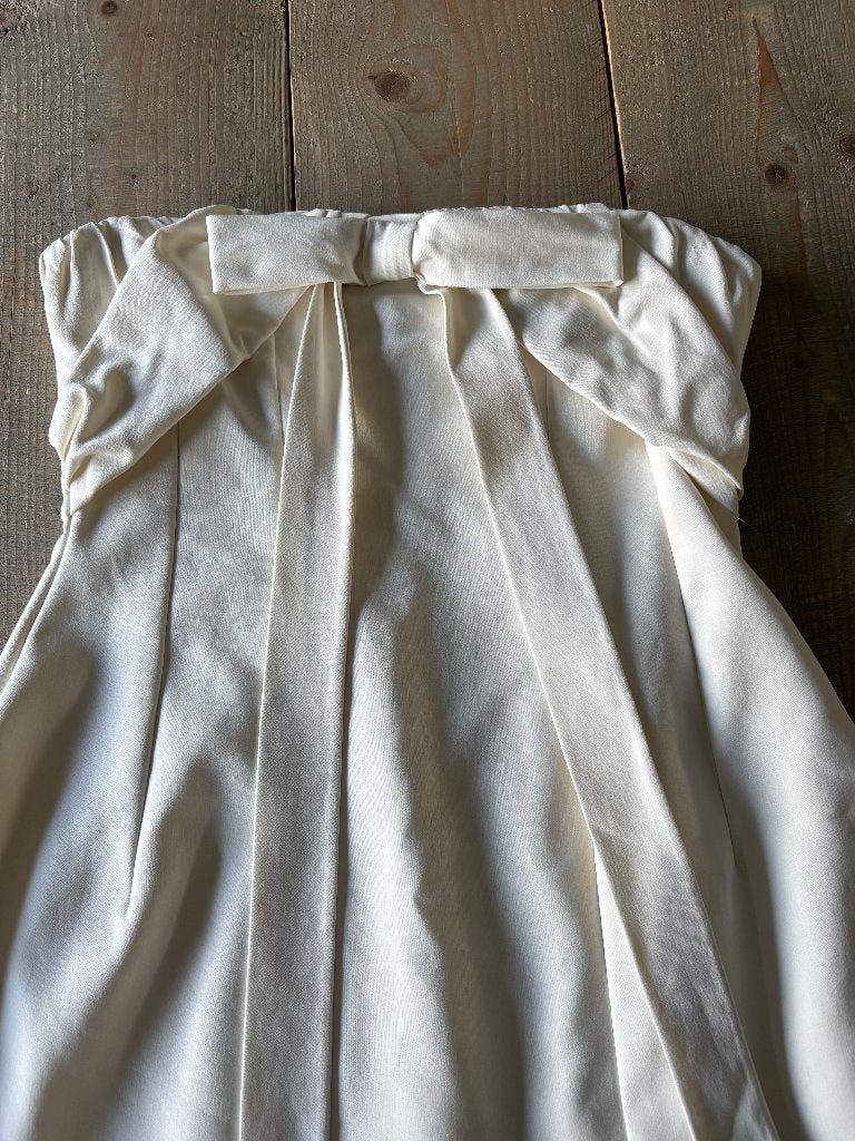 Super mooi strappless jurkje van Zara, M, creme, zgan, Maat 38/40 (M), Ophalen of Verzenden, Zo goed als nieuw, Boven de knie
