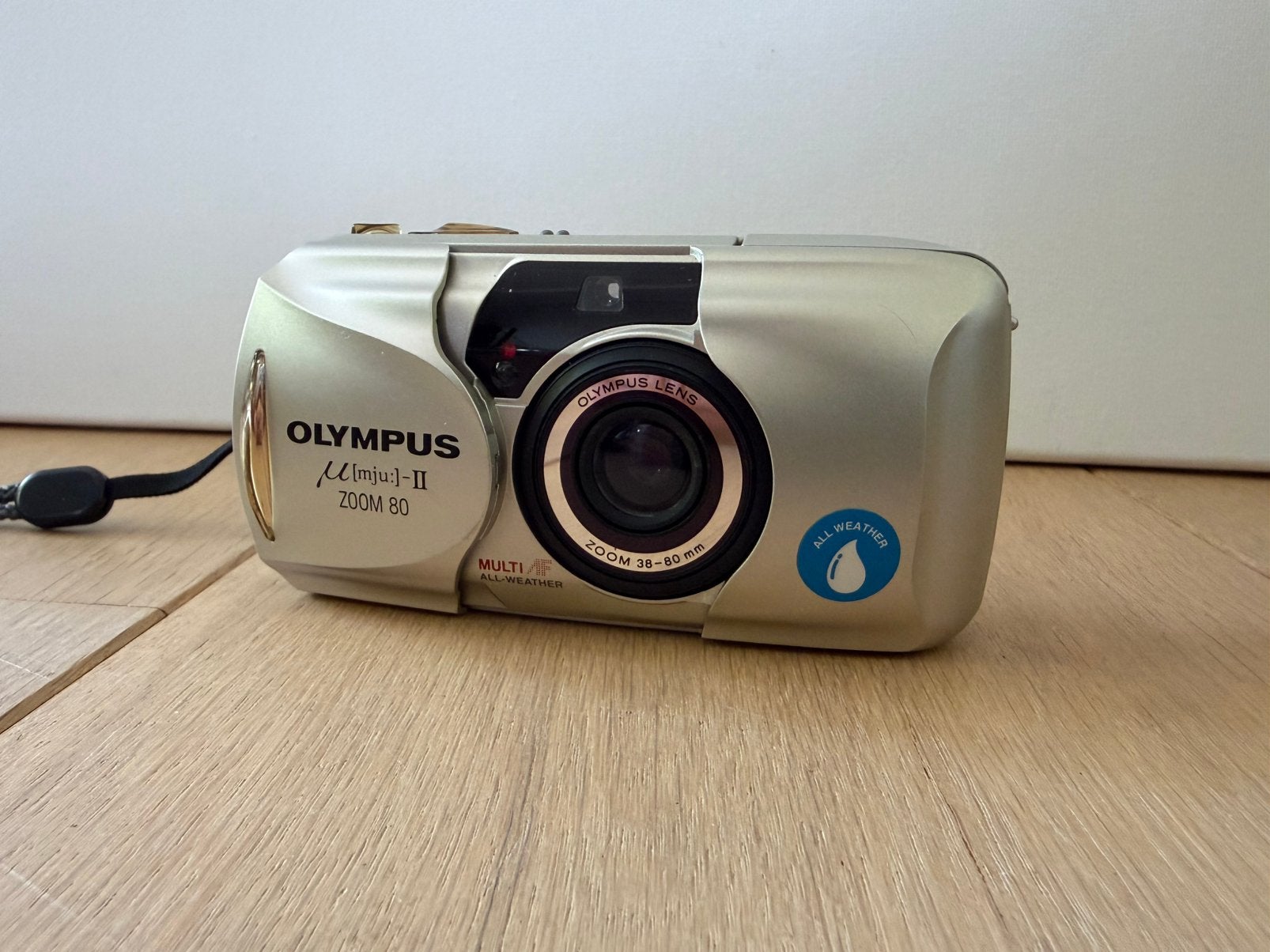 Olympus MJU II Zoom 80 (38-80) goudkleurig, Audio, Tv en Foto, Fotocamera's Analoog, Verzenden, Zo goed als nieuw, Compact, Olympus