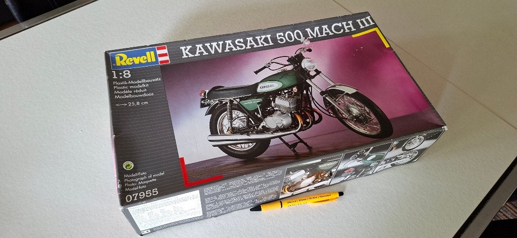 Kawasaki 500 Mach III - Revell 1:8, Revell, Nieuw, Ophalen of Verzenden, Groter dan 1:32
