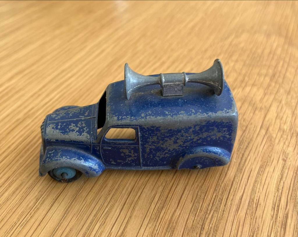 Vintage Dinky Toys Loud Speaker Van 34c/492 - Donkerblauw, Kinderen en Baby's, Speelgoed | Speelgoedvoertuigen, Gebruikt, Ophalen