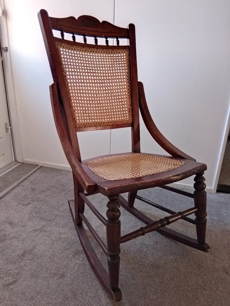 Vintage schommelstoel hout, Ophalen