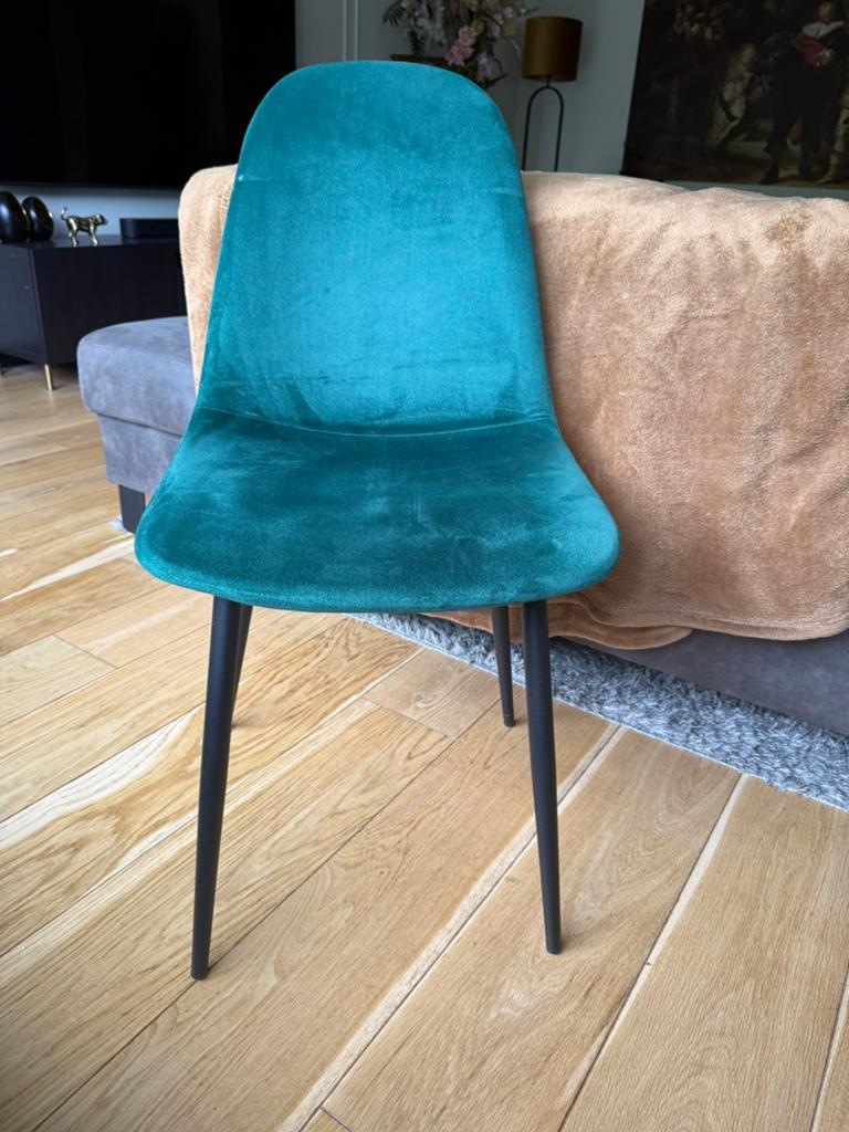 4 nette groene velvet eetkamer stoelen, Ophalen, Zo goed als nieuw, Overige kleuren, Vier