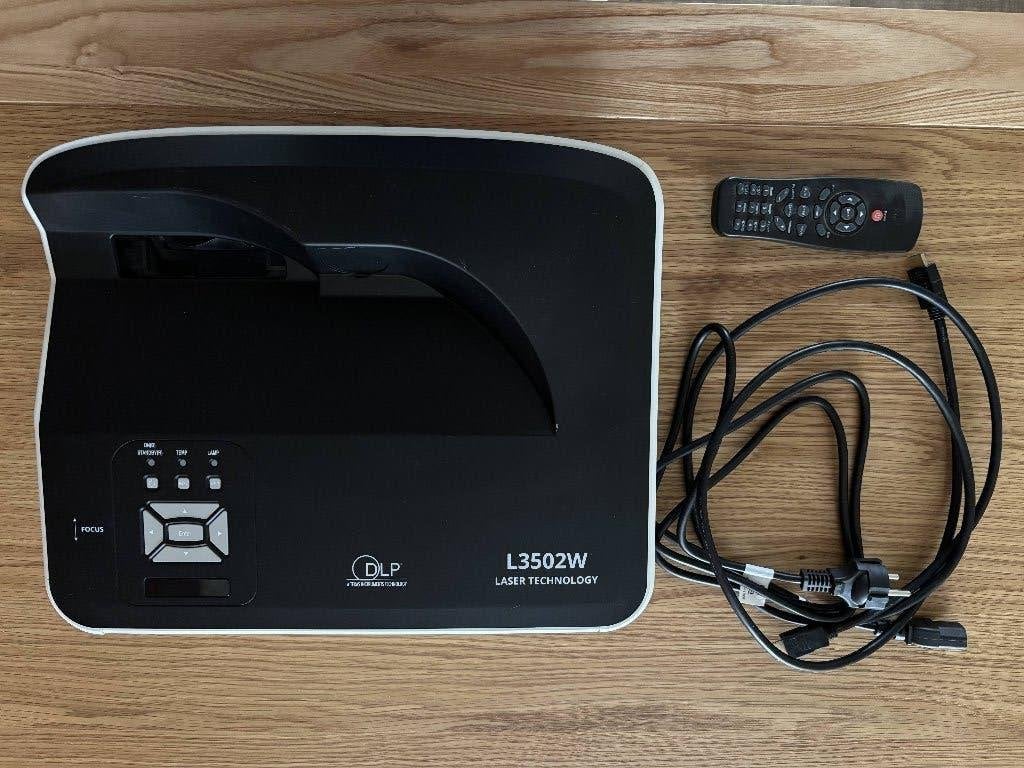 Ultra Short Throw Laser Beamer L3502W, Ophalen of Verzenden, Gebruikt, Overige technologieën, Ultra HD (4K)