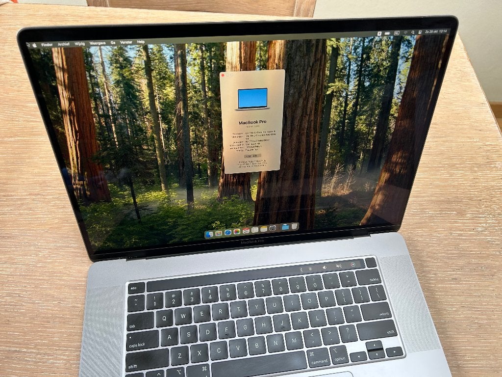 MacBook Pro 16” i9 | 32GB | 1TB | QWERTY | 95 cycli, Computers en Software, MacBook Pro, 1 TB of meer, 2 tot 3 Ghz, Ophalen of Verzenden