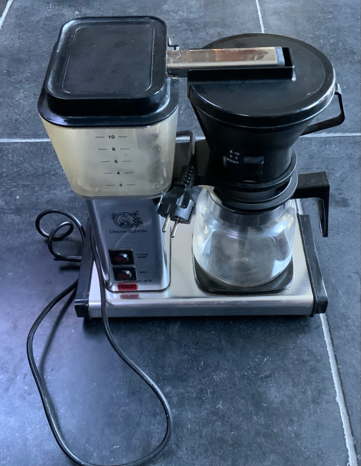 Douwe Egberts Koffiezetapparaat - moccamaster, Witgoed en Apparatuur, Afneembaar waterreservoir, Gebruikt, 10 kopjes of meer, Koffiemachine