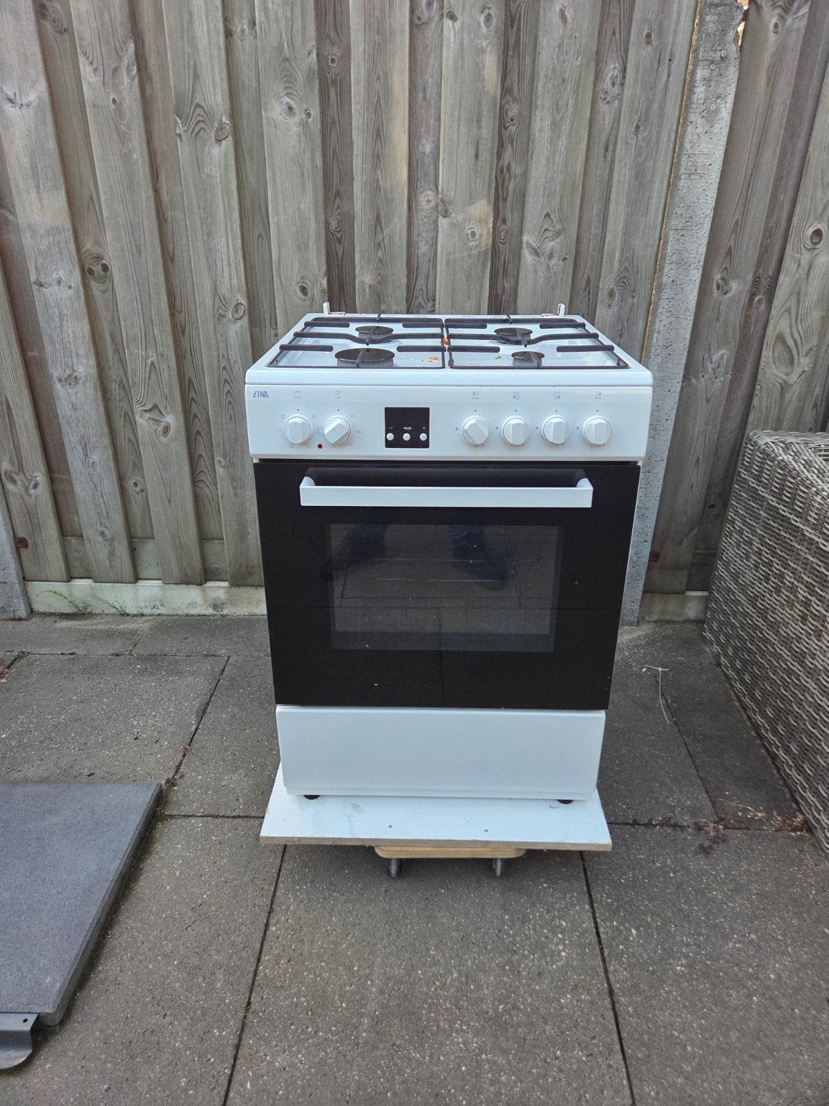 Etna gasfornuis met oven, Ophalen, Gebruikt, 4 kookzones, Gas