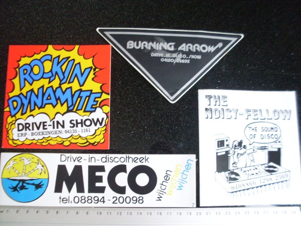 39x sticker drive in discotheek show disco diskoshow, Verzamelen, Verzenden, Zo goed als nieuw, Bedrijf of Vereniging