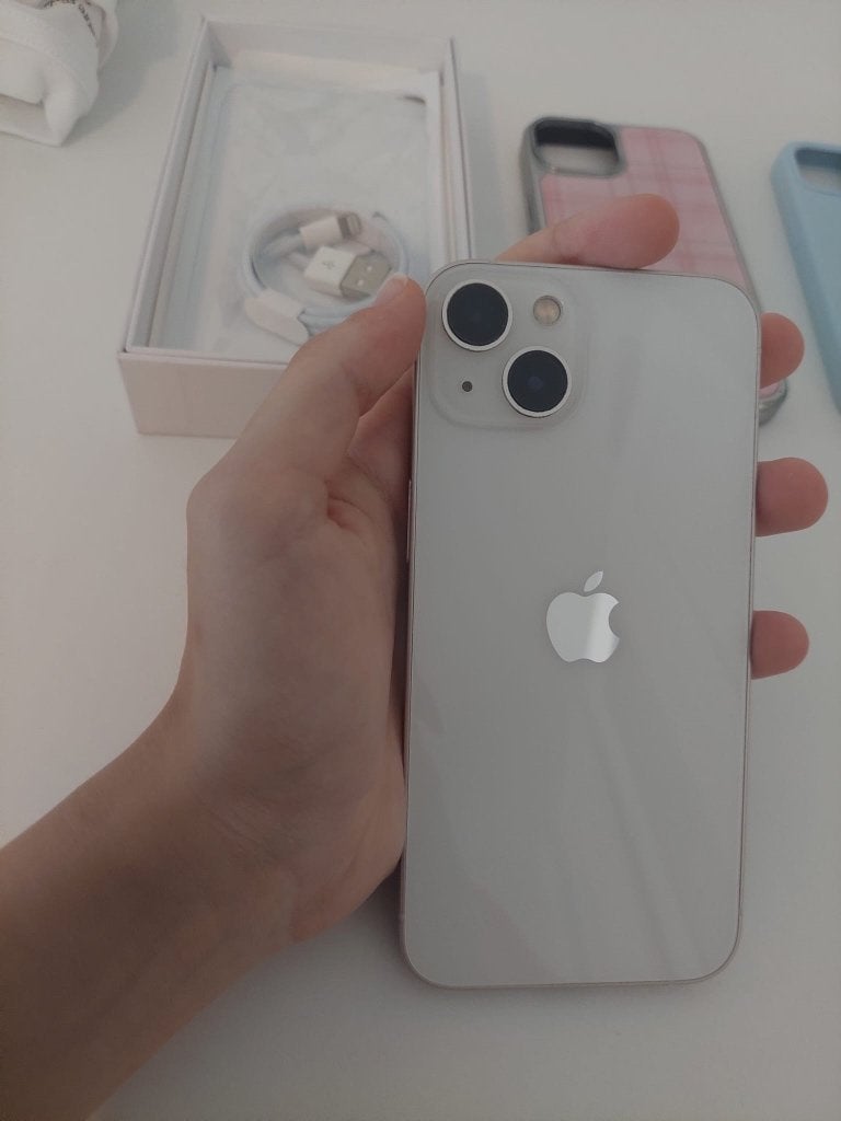 iPhone 13 Starlight Refurbished | Incl. Doos & Extra Hoesjes, Ophalen, Wit, IPhone 13, Zonder simlock