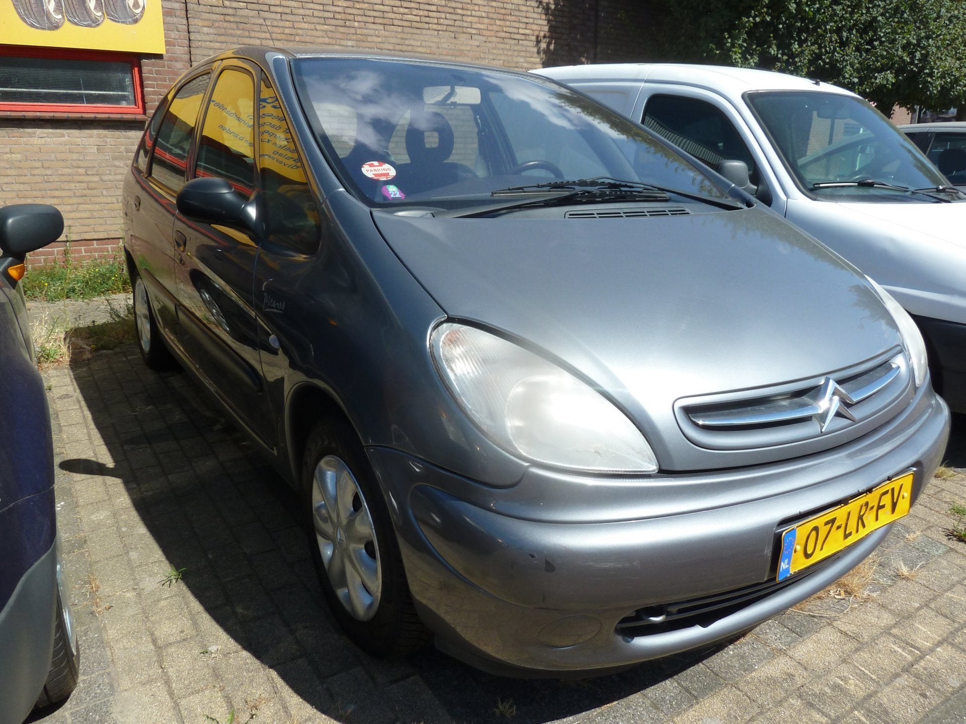 Citroen Xsara Picasso 2.0i-16V Différence automaat apk tot, Auto's, Citroën, 136 pk, 4 cilinders, 700 kg, Origineel Nederlands