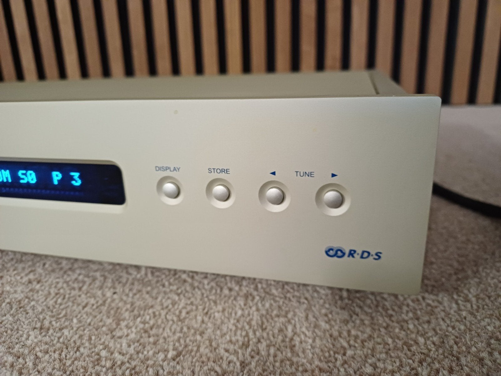 Foto 5 van NAD S400 RDS Stereo Tuner - Hoogwaardige Radio-ontvanger