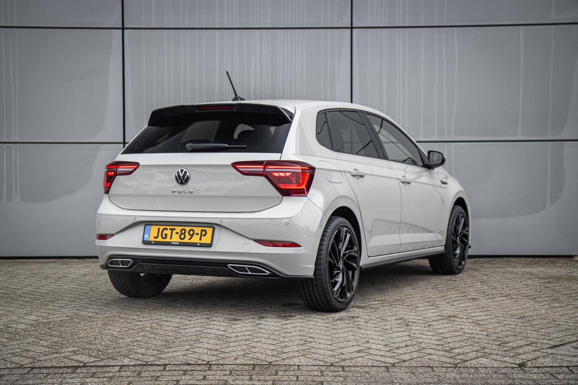 Volkswagen Polo 1.0 TSI 95pk R-Line Edition DSG | Achteruitr, Auto's, Volkswagen, 12 maanden, Stof, 95 pk, Origineel Nederlands