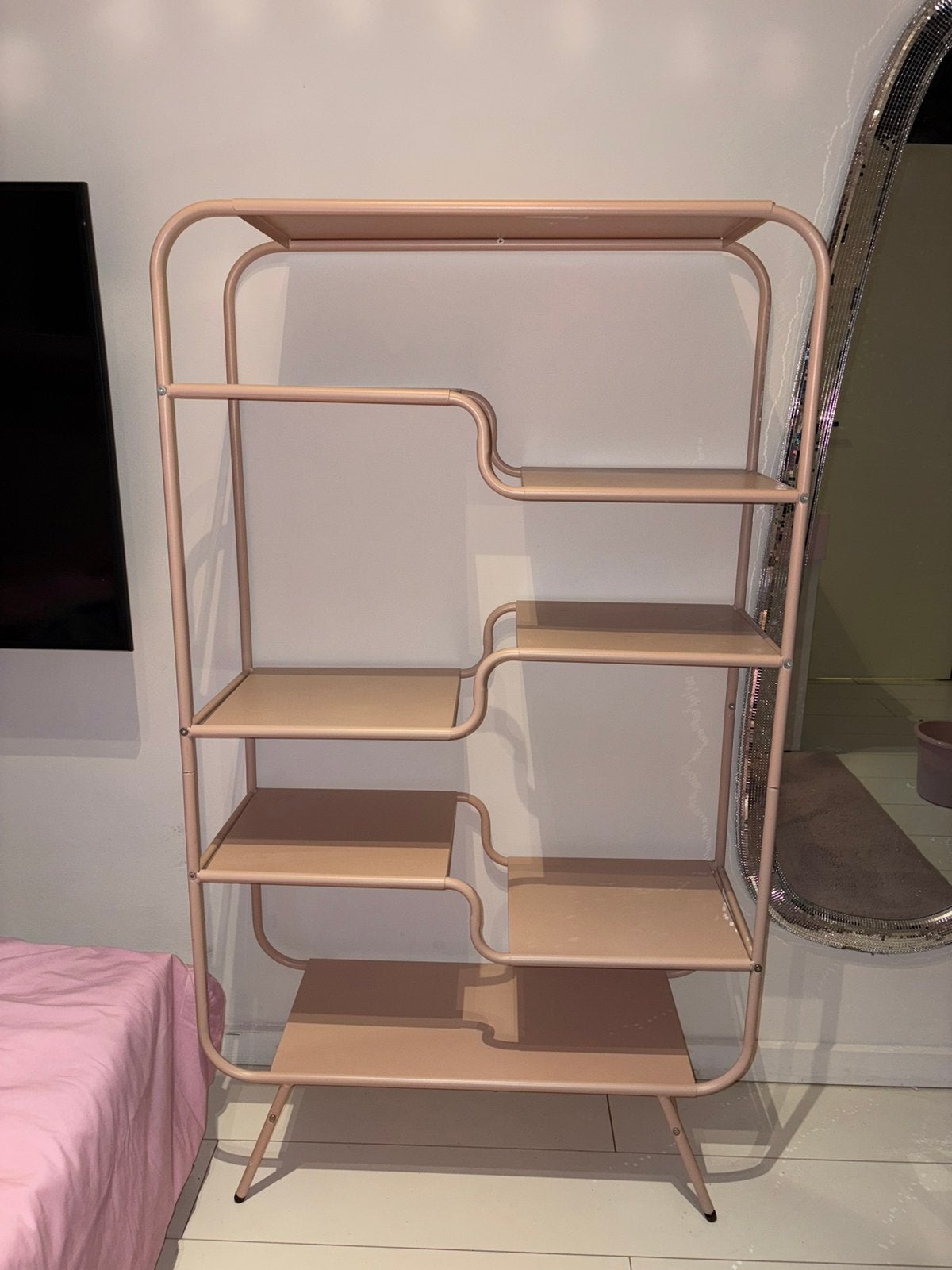 Stellingkast decoratief roze kwantum, Ophalen, Zo goed als nieuw