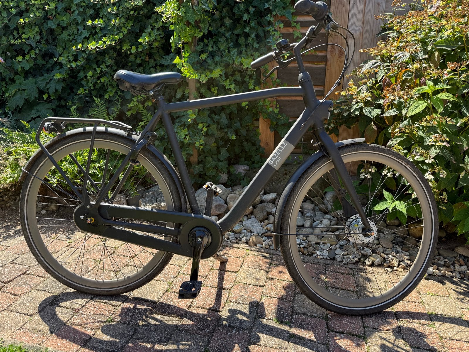 Matzwarte Gazelle Esprit herenfiets - Zo goed als nieuw, Fietsen en Brommers, Fietsen | Heren | Herenfietsen, Ophalen, Versnellingen