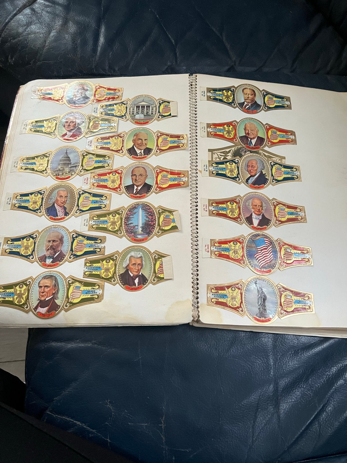 Grote verzamelmap met diverse sigarenbandjes, Verzamelen, Overige Verzamelen, Ophalen of Verzenden, Gebruikt