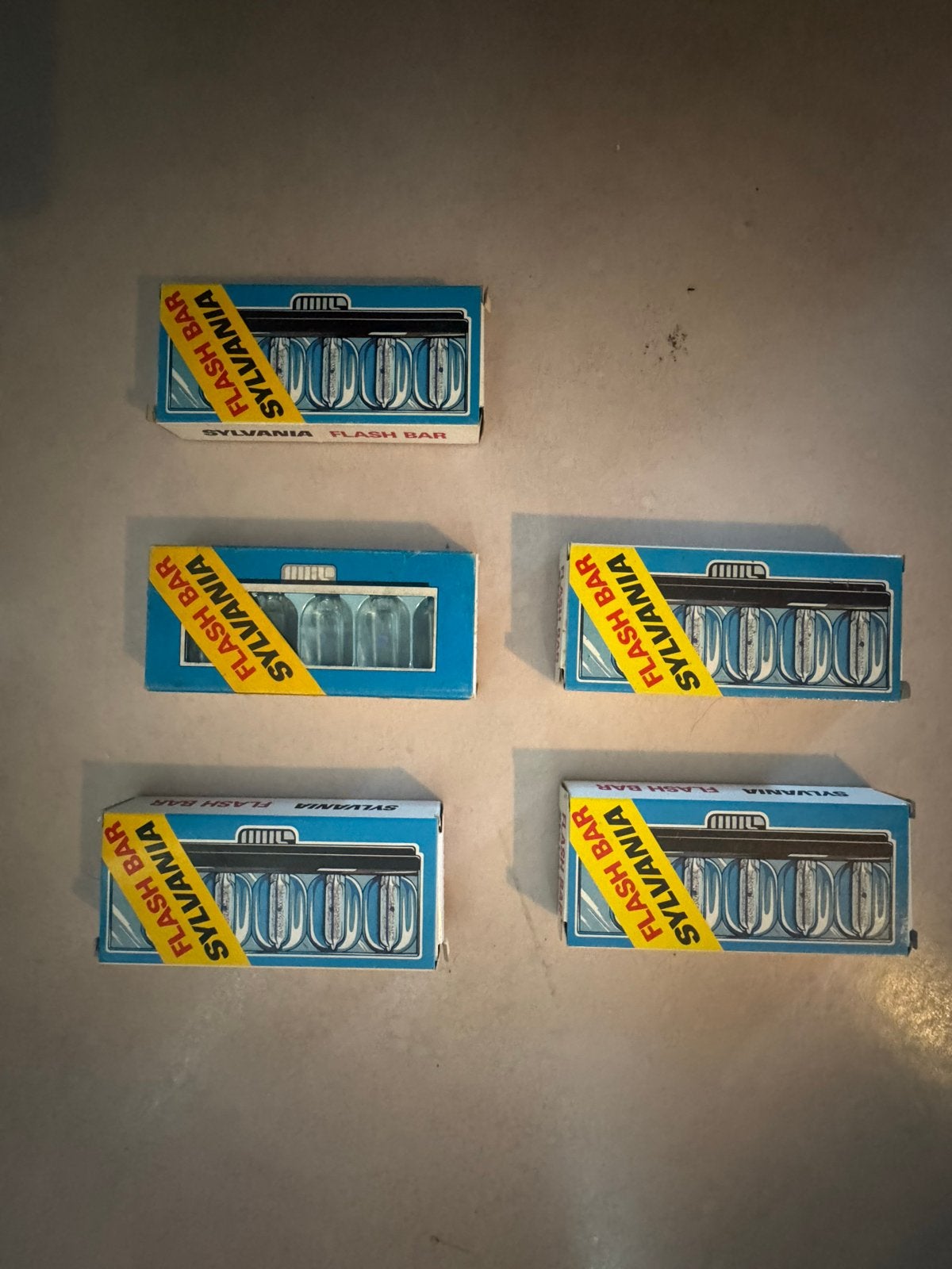 Polaroid SX70 Sylvania Flash Bar - Nieuw in doos (50 flitsen, Overige merken, Nieuw, Flitslamp, Voor analoge fotografie