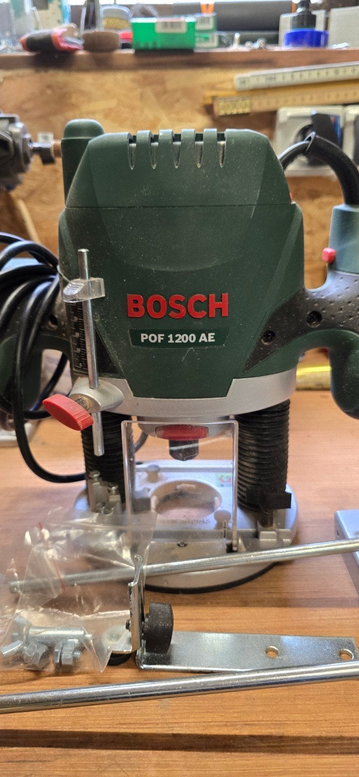 bosch bovenfrees POF 1200AE, Ophalen of Verzenden, Zo goed als nieuw, Bovenfrees, Bosch