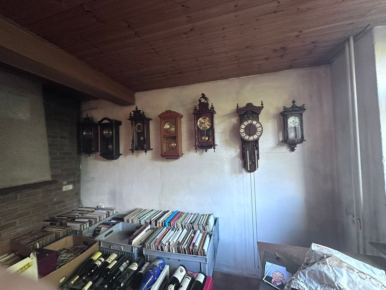 Collectie vintage en antieke klokken, Ophalen