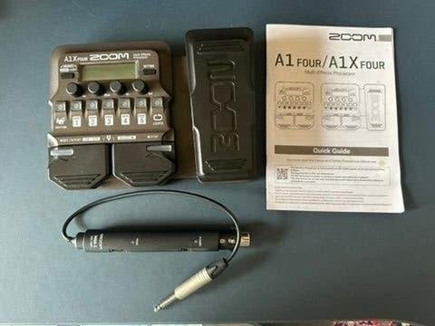 Zoom A1 Four Multi-Effect-Pedal, Muziek en Instrumenten, Verzenden, Zo goed als nieuw, Multi-effect