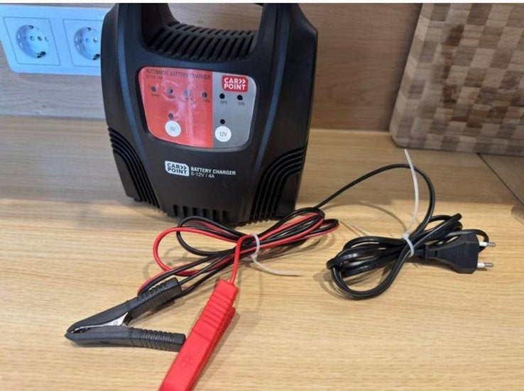 Acculader 6V/12V - Carpoint Automatische Batterijlader, Ophalen of Verzenden, Gebruikt, Universele onderdelen