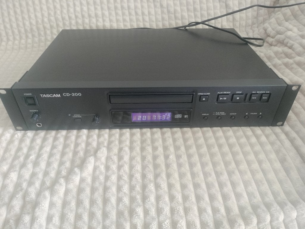 Tascam teac  cd -200, Ophalen of Verzenden, Zo goed als nieuw, Overige merken