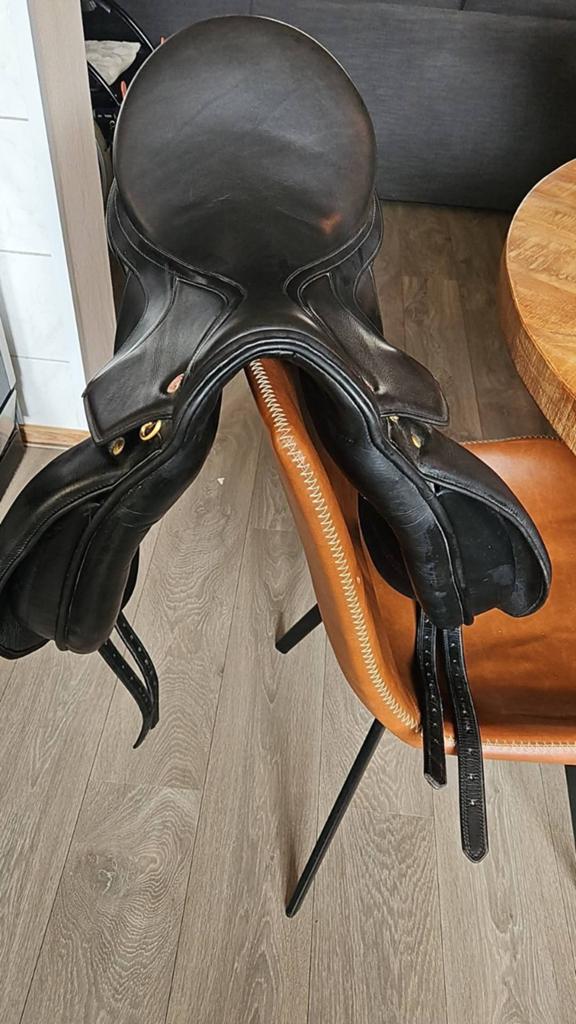 Kieffer dressuurzadel, Ophalen, Gebruikt, Dressuur