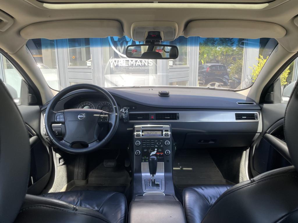 Volvo V70 2.5T Summum Youngtimer | Schuifdak | Trekhaak | Or, Auto's, Zwart, 2521 cc, Open dak, 93 €/maand