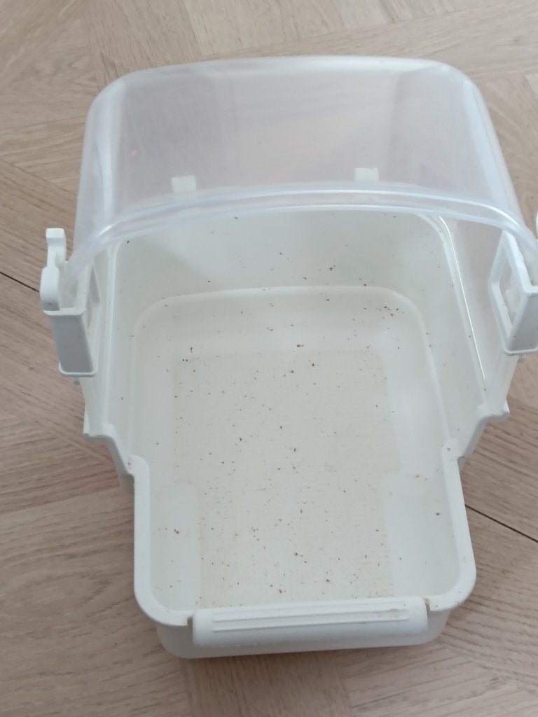 Te koop ferplast vogelbad, Ophalen, Zo goed als nieuw, Kunststof, Vogelkooi