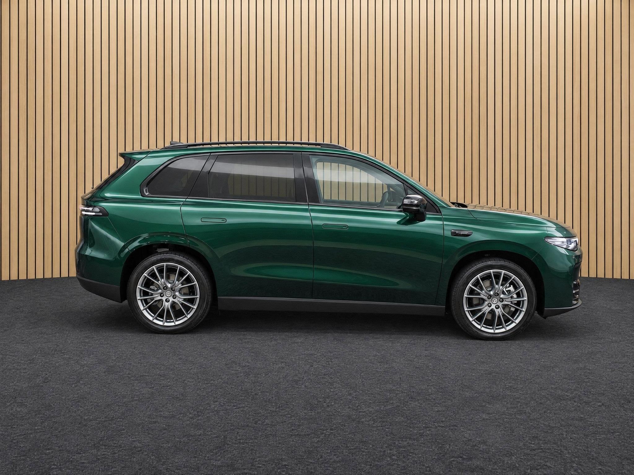 Leapmotor C10 Design ProMax AWD 600pk 81.9 kWh VOORRAAD KORT, Automaat, 12 maanden, 82 kWh, SUV of Terreinwagen