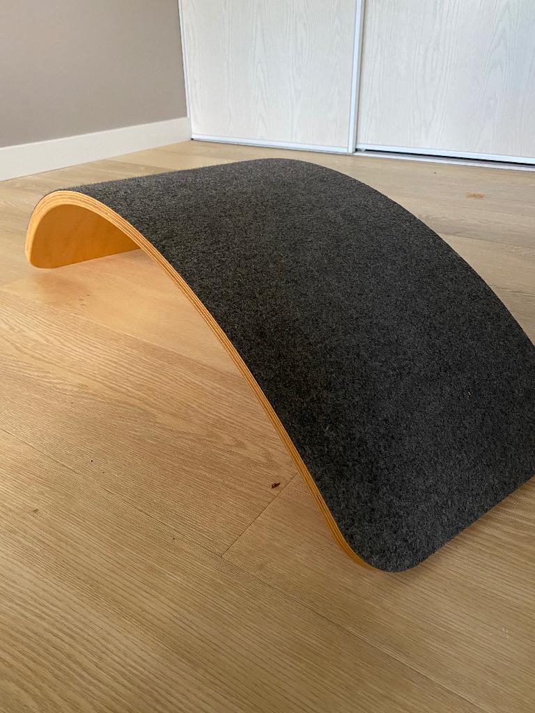 Wobbel original vilt muisgrijs beukenhout, Ophalen, Zo goed als nieuw