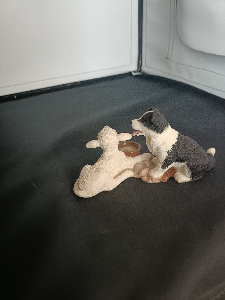 vintage beeldje borde collie pup met lammetje, Ophalen of Verzenden, Zo goed als nieuw, Dier