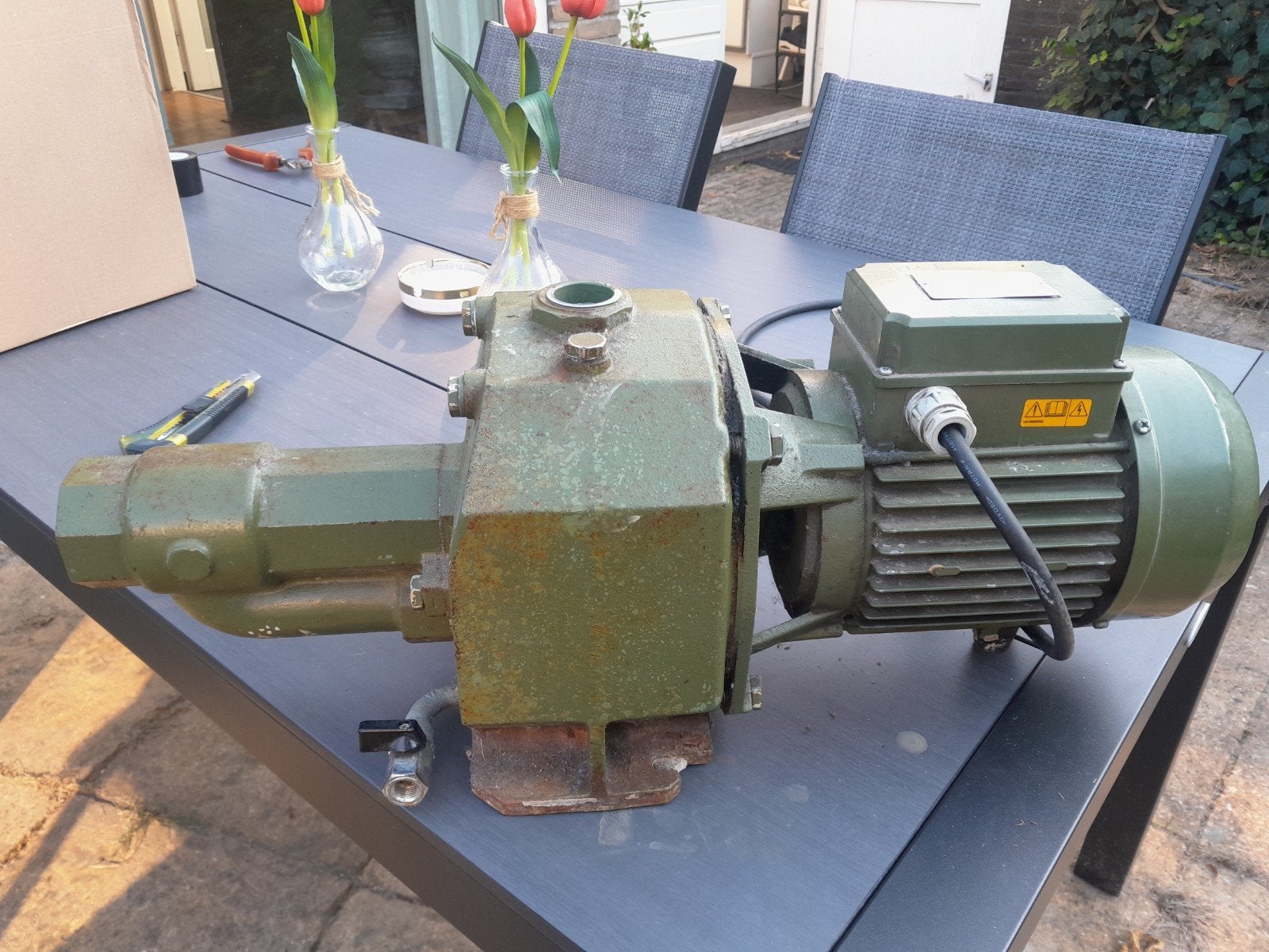 saer m200 waterpomp, Ophalen