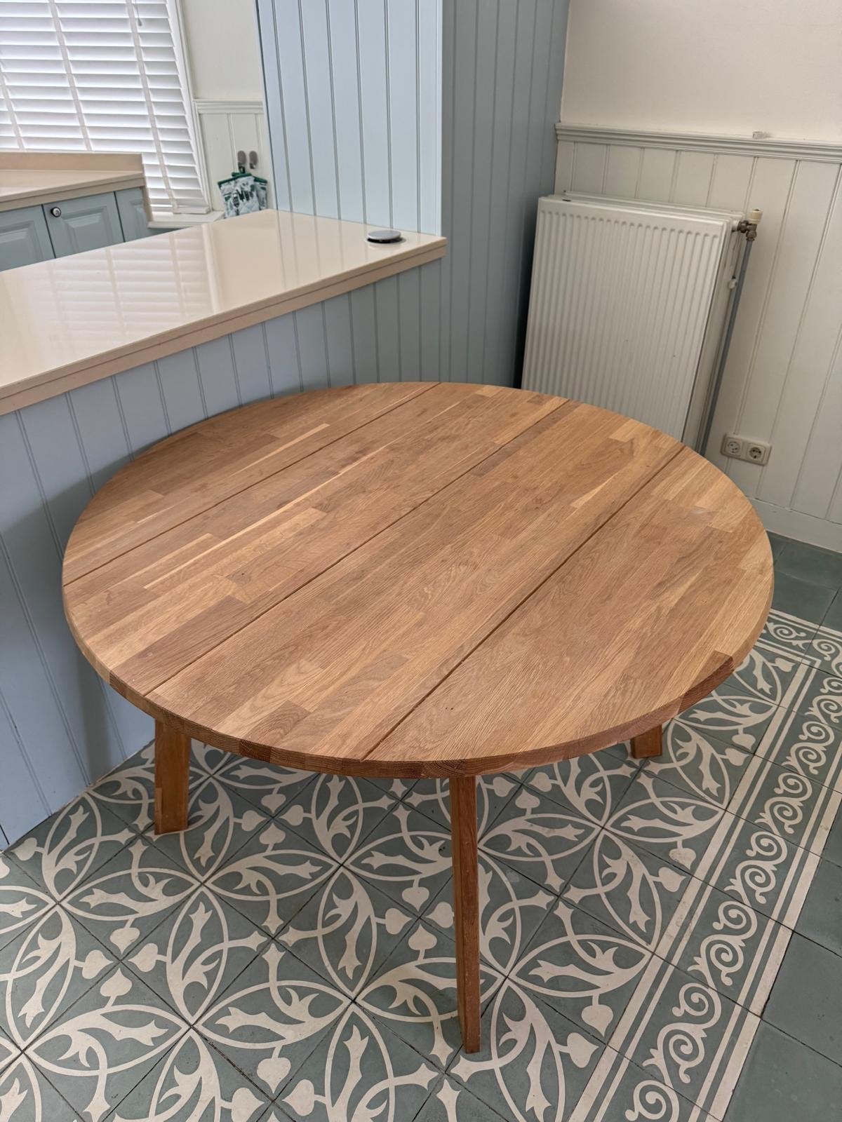 WOOOD Ronde eettafel van eikenhout diameter 120cm, Ophalen, Gebruikt, 100 tot 150 cm, Vier personen