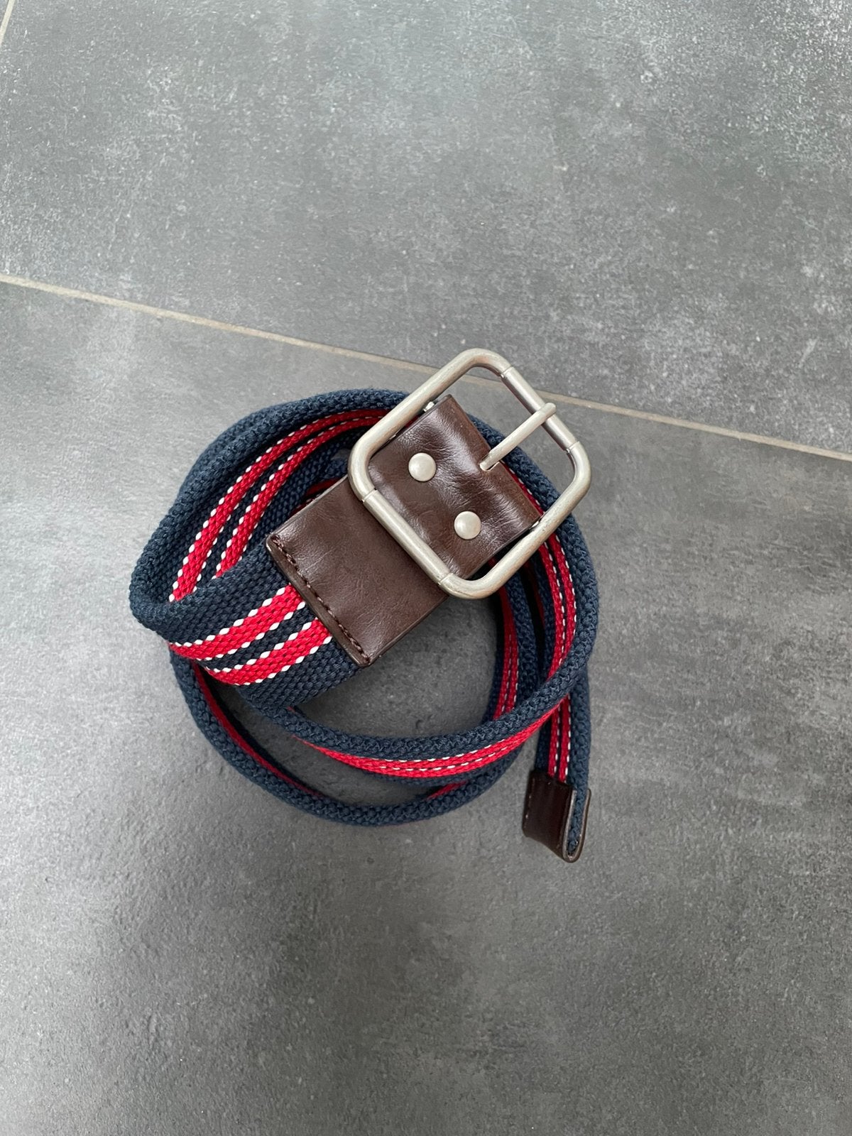Riem blauw/rood, Overige kleuren, Ophalen of Verzenden, Zo goed als nieuw, 3 tot 5 cm