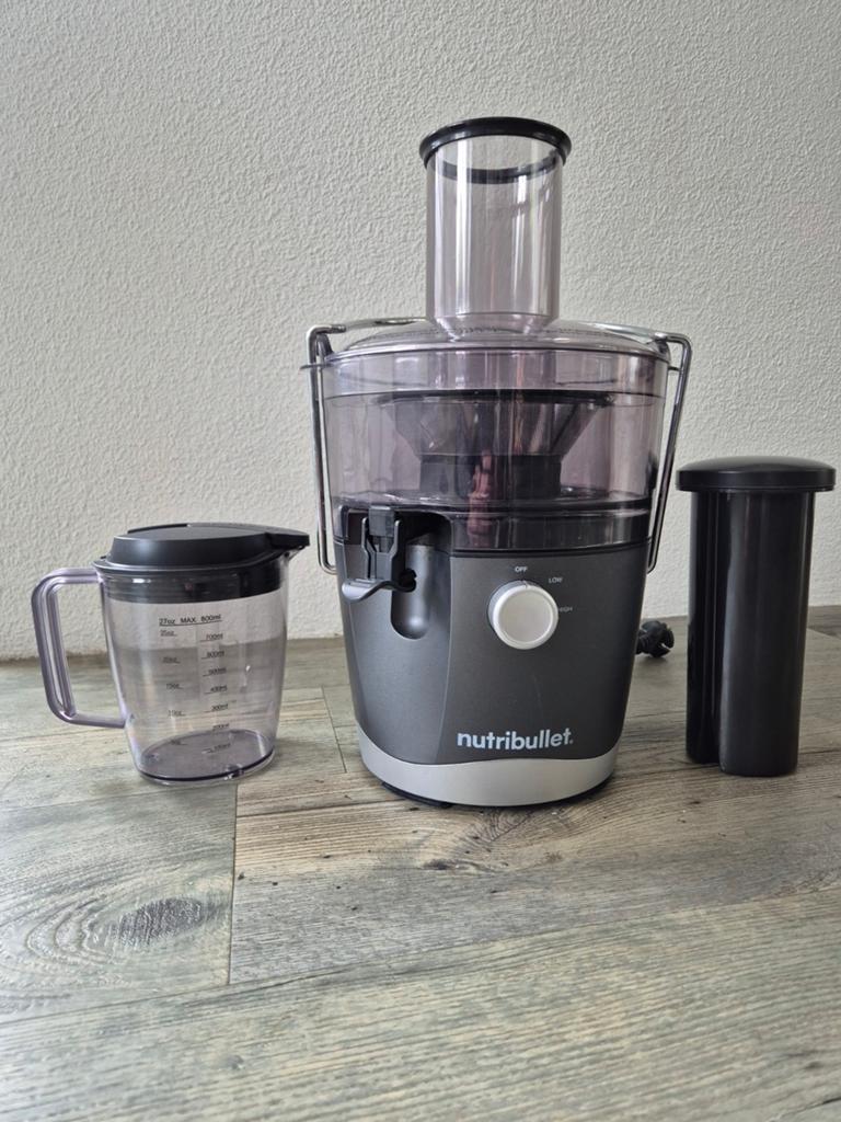 Nutri bullet juicer / blender / sapcentrifuge - Nutri Bullet, Ophalen of Verzenden, Zo goed als nieuw, Elektrisch, Sapcentrifuge