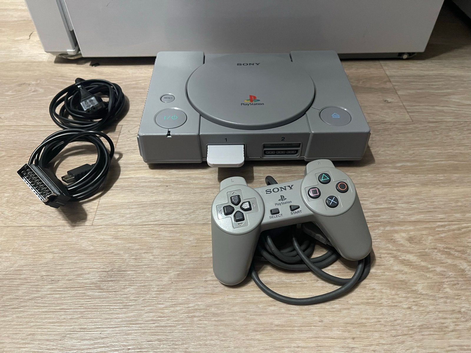 PlayStation 1 met xStation, IGR, DFO, RGB Scart & Recapped, Ophalen of Verzenden, Gebruikt, Met 1 controller, Met geheugenkaart