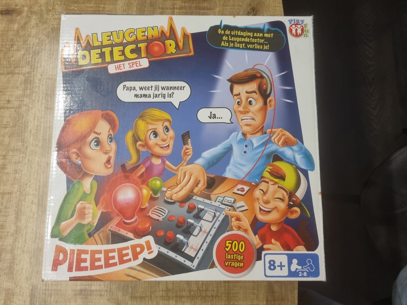 Leugendetector Het Spel - Test je vrienden of familie!, Hobby en Vrije tijd, Drie of vier spelers, Ophalen, Gebruikt, IMC Toys