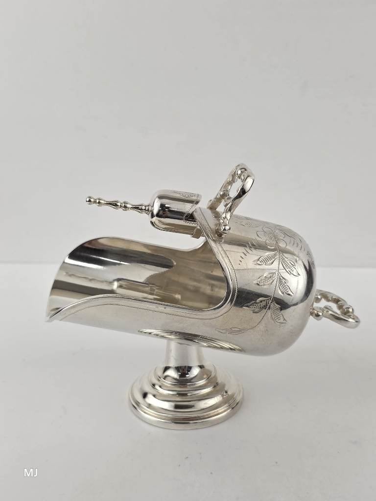 Zilveren suikerpot met suikerschep                      Z246, Ophalen of Verzenden, Zilver