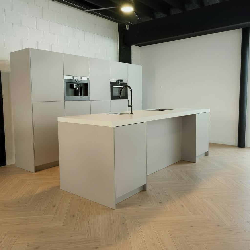 Nieuwe greeploos showroom keuken met kookeiland, Overige typen, Ophalen of Verzenden, Met kookeiland, Graniet of Steen