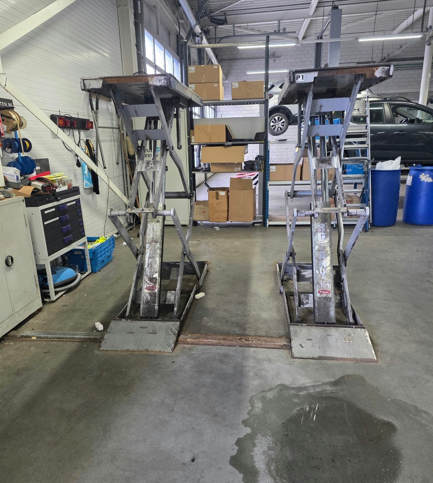 Rotary Lift schaarlift 3000 kg opbouw, Ophalen of Verzenden, Gebruikt