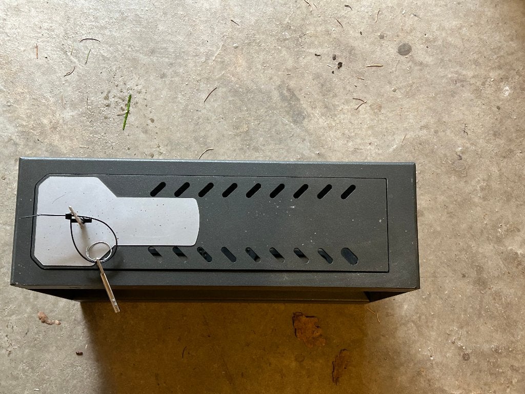 NVR / DVR Recorder Kluis – Camerabeveiliging – Staal, Ophalen, Gebruikt, Binnencamera