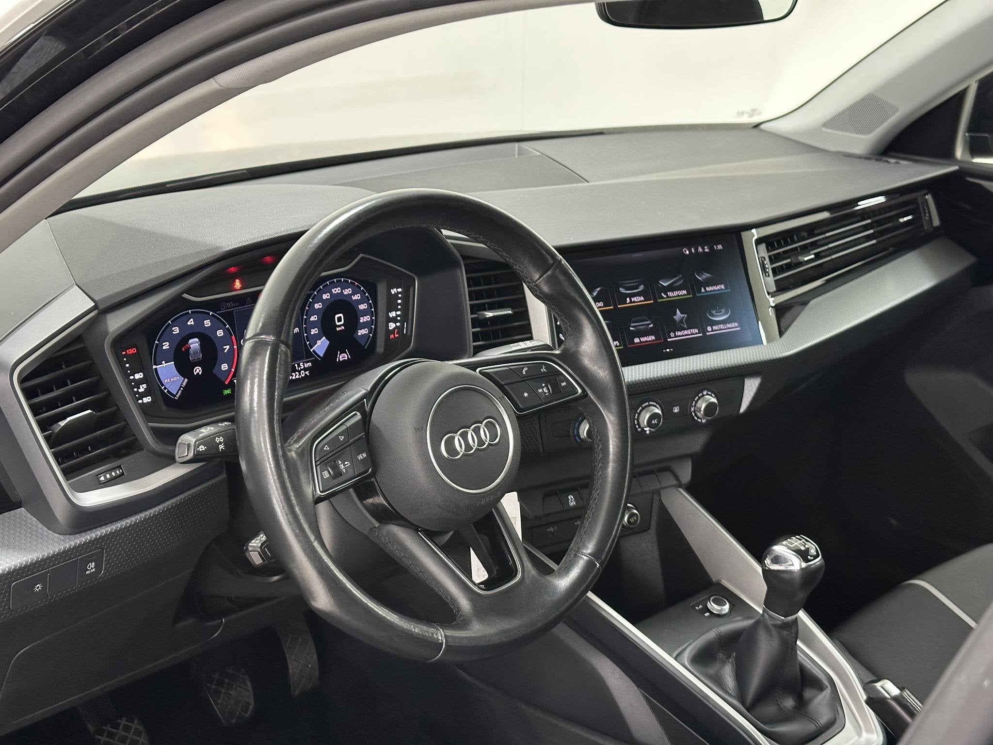 Audi A1 Sportback 25 TFSI Pro Line AIRCO | CRUISE CONTROL |, Auto's, Stof, 95 pk, Met garantie (alle), Origineel Nederlands