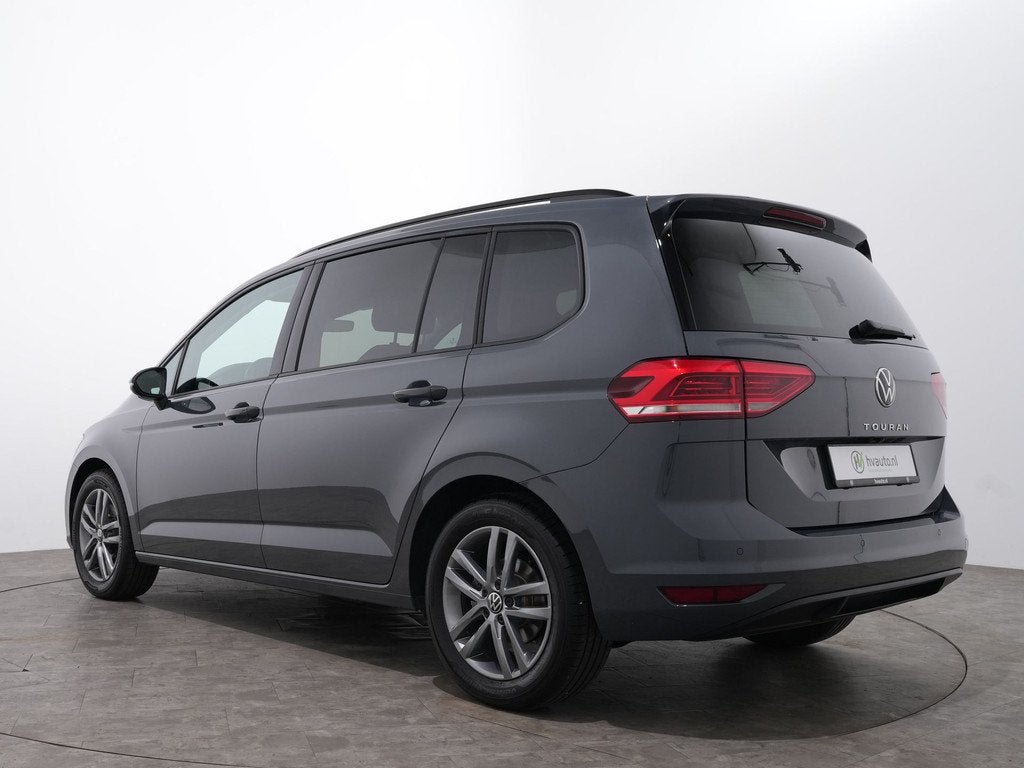Volkswagen Touran 1.5 TSI 150PK COMFORTLINE 7 PERSOONS | Cam, Auto's, Volkswagen, 4 cilinders, 150 pk, 7 stoelen, 1415 kg