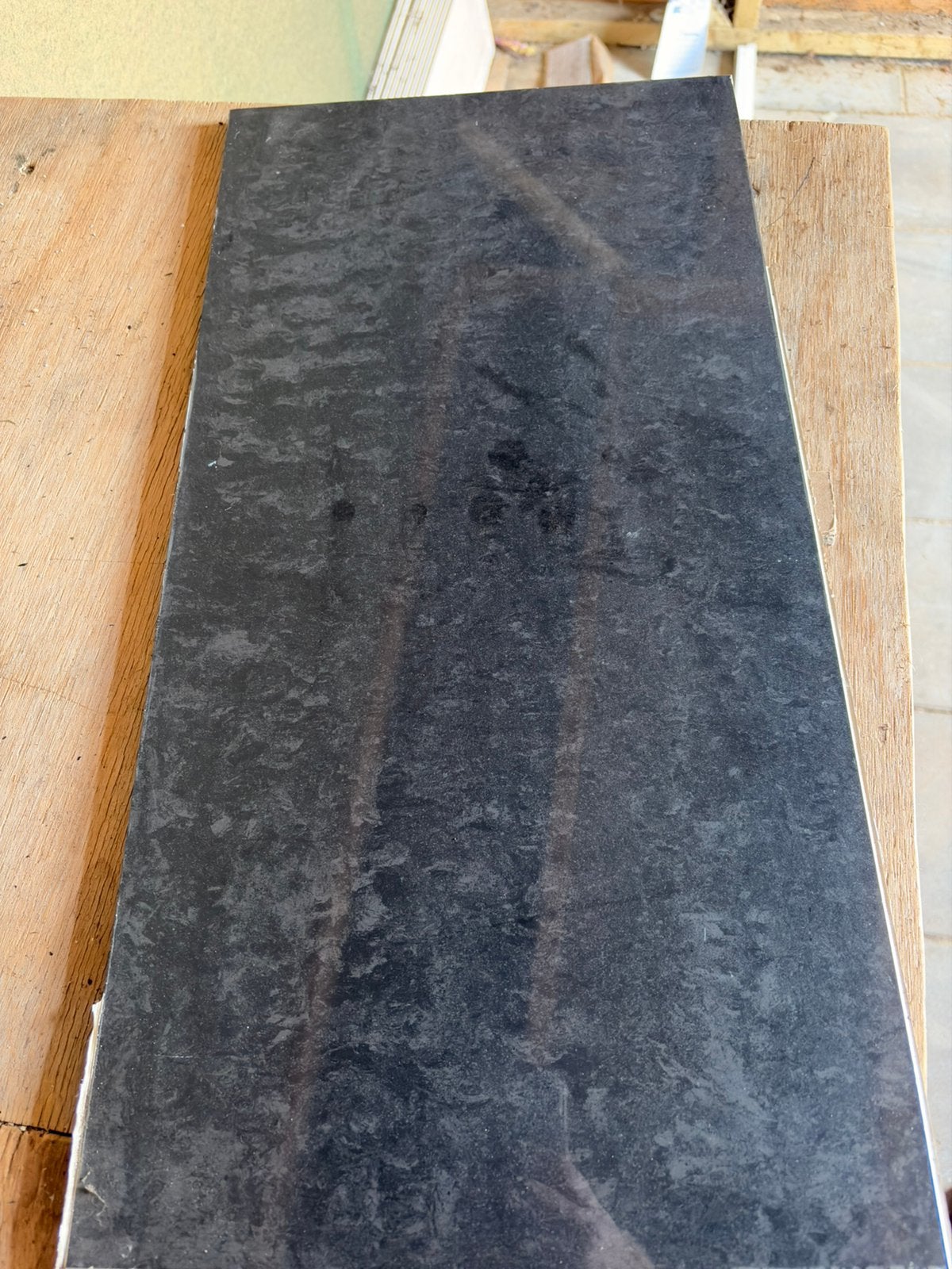 Tegels, Doe-het-zelf en Verbouw, Tegels, 60 cm of meer, Ophalen of Verzenden, Zo goed als nieuw, Minder dan 5 m²