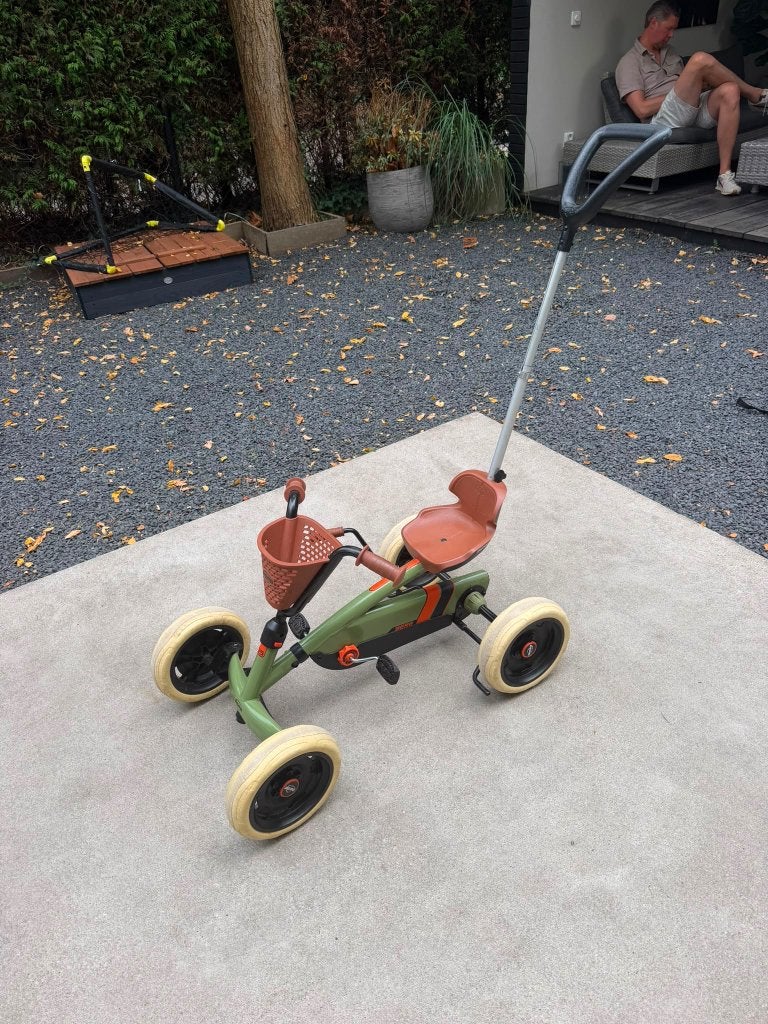 BERG Buzzy Retro Green Skelter met Duwstang, Ophalen, Zo goed als nieuw, Berg